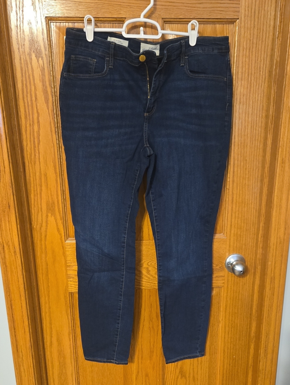Universal Thread Dark Indigo Skinny Jeans